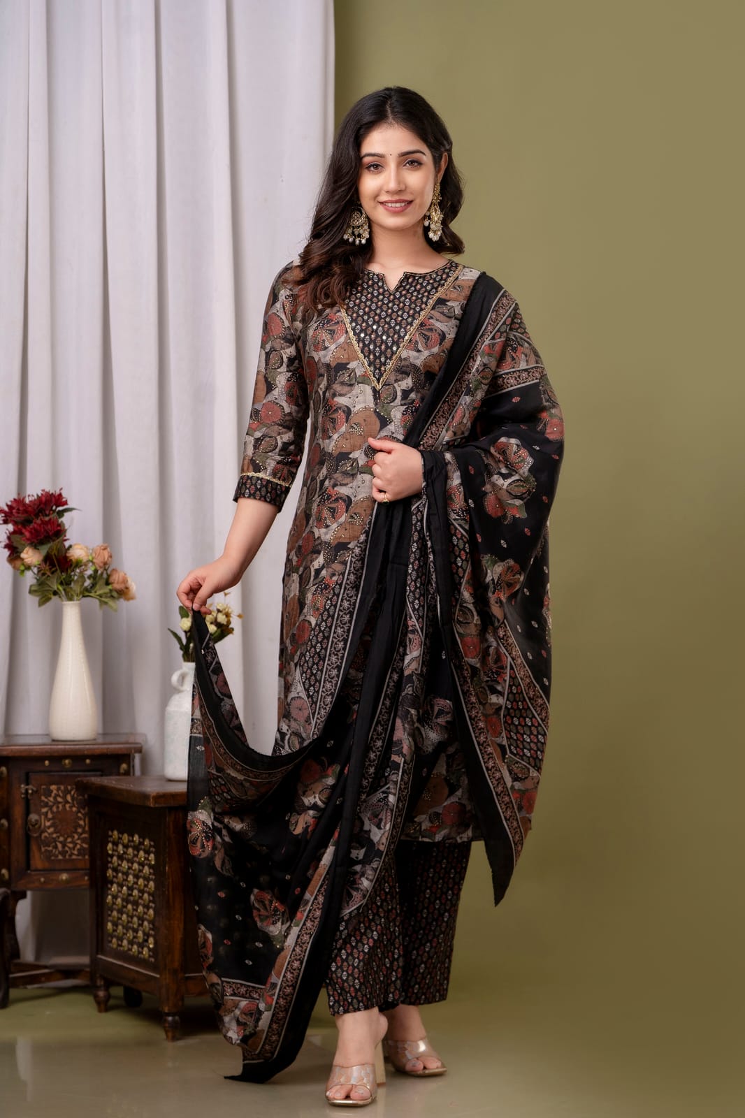 Black Roman Silk Kurta Pant Dupatta