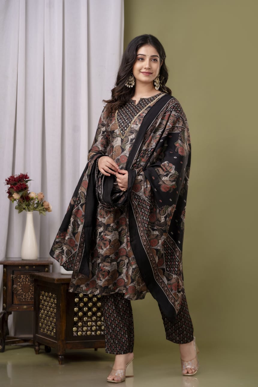 Black Roman Silk Kurta Pant Dupatta