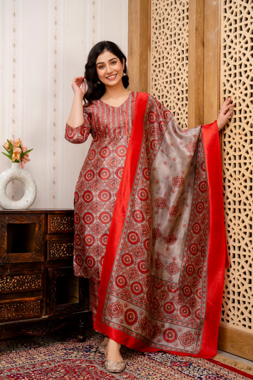 Red Grey Manipuri Silk Printed Kurta Pant Dupatta